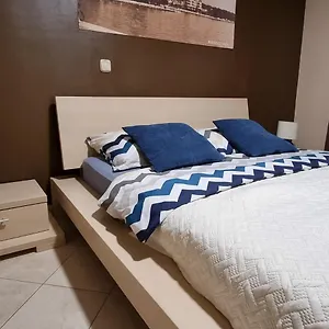  Apartment M&m